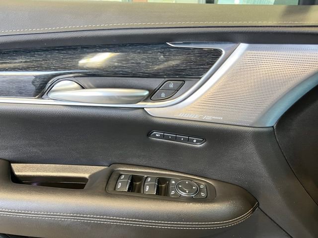 Certified 2023 Cadillac XT5 Premium Luxury w/ LPO, Floor Liner Package AWD/4WD image 17
