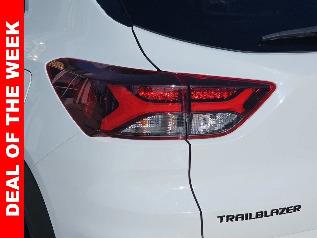 Used 2023 Chevrolet TrailBlazer RS image 40