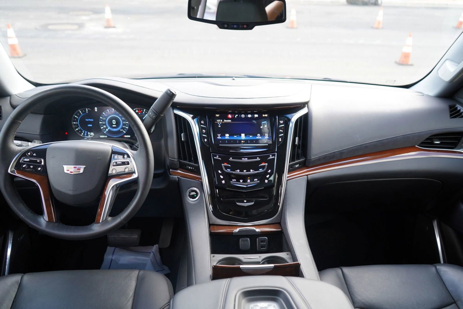 Used 2016 Cadillac Escalade 2WD image 14