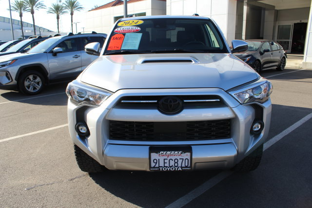 Certified 2024 Toyota 4Runner TRD Off-Road Premium w/ Moonroof Package AWD/4WD image 3