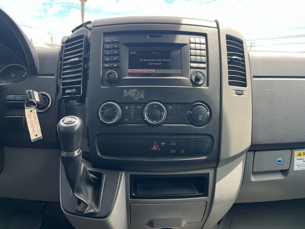 Used 2018 Mercedes-Benz Sprinter 2500 image 16