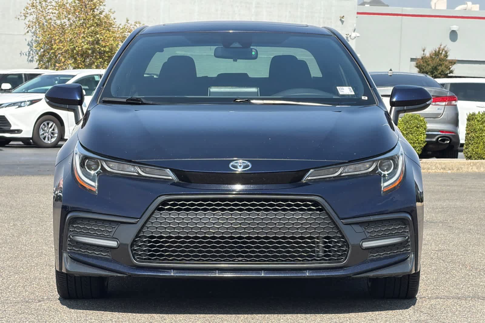 Used 2021 Toyota Corolla SE w/ SE Premium Package FWD image 10