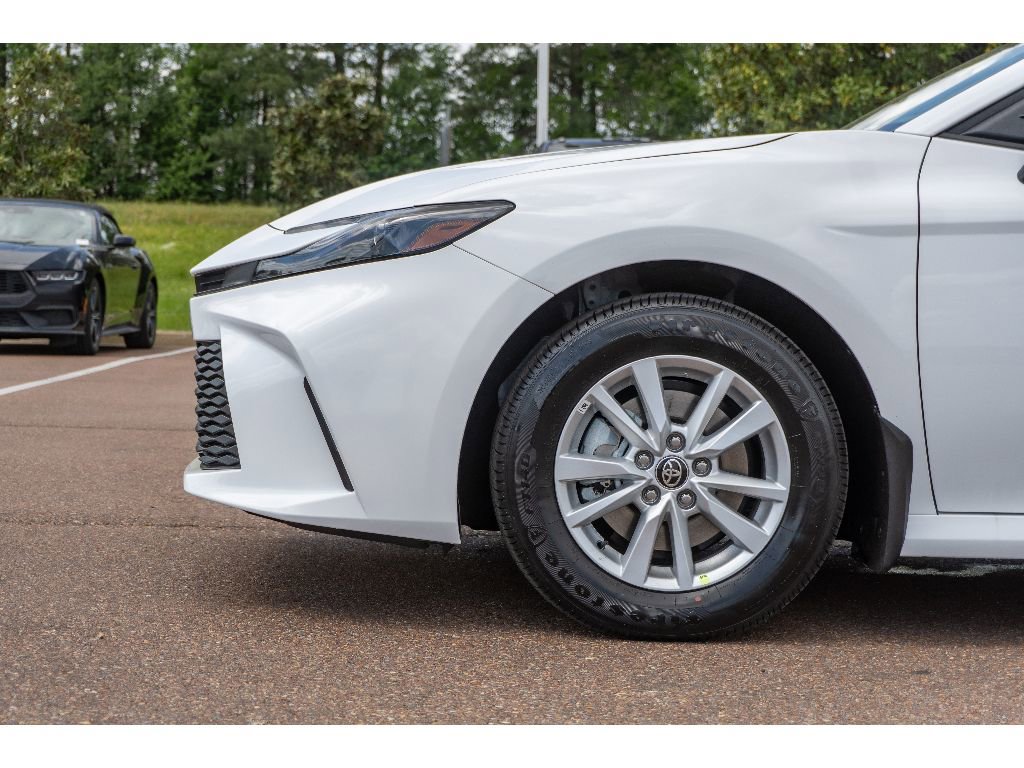 New 2026 Toyota Camry LE FWD image 10
