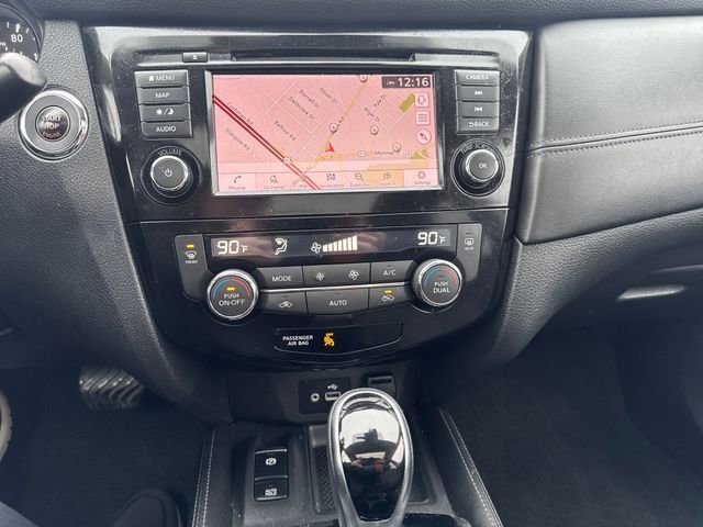 Used 2020 Nissan Rogue SL w/ Premium Package image 22