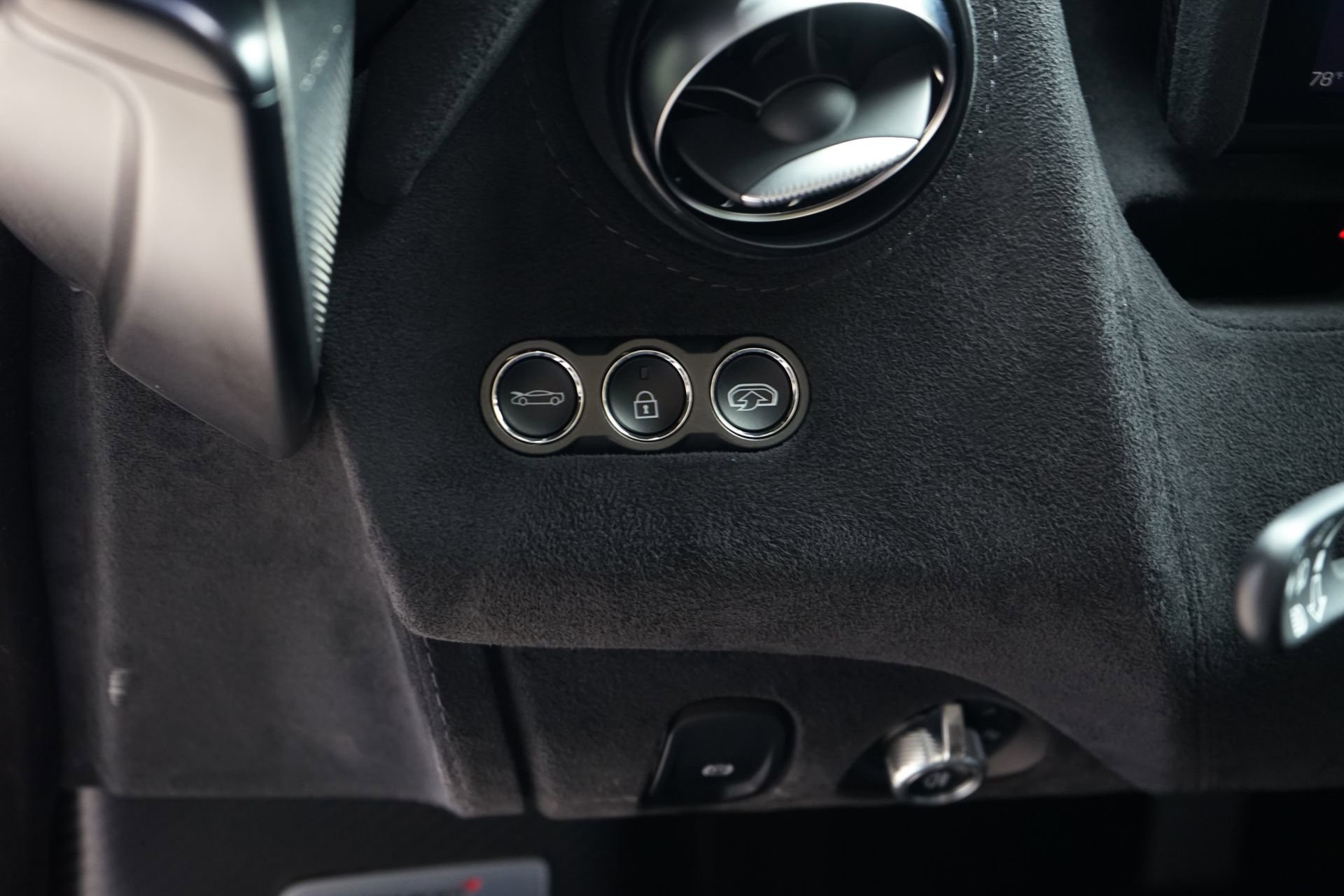 Used 2019 McLaren 720S Luxury RWD image 43