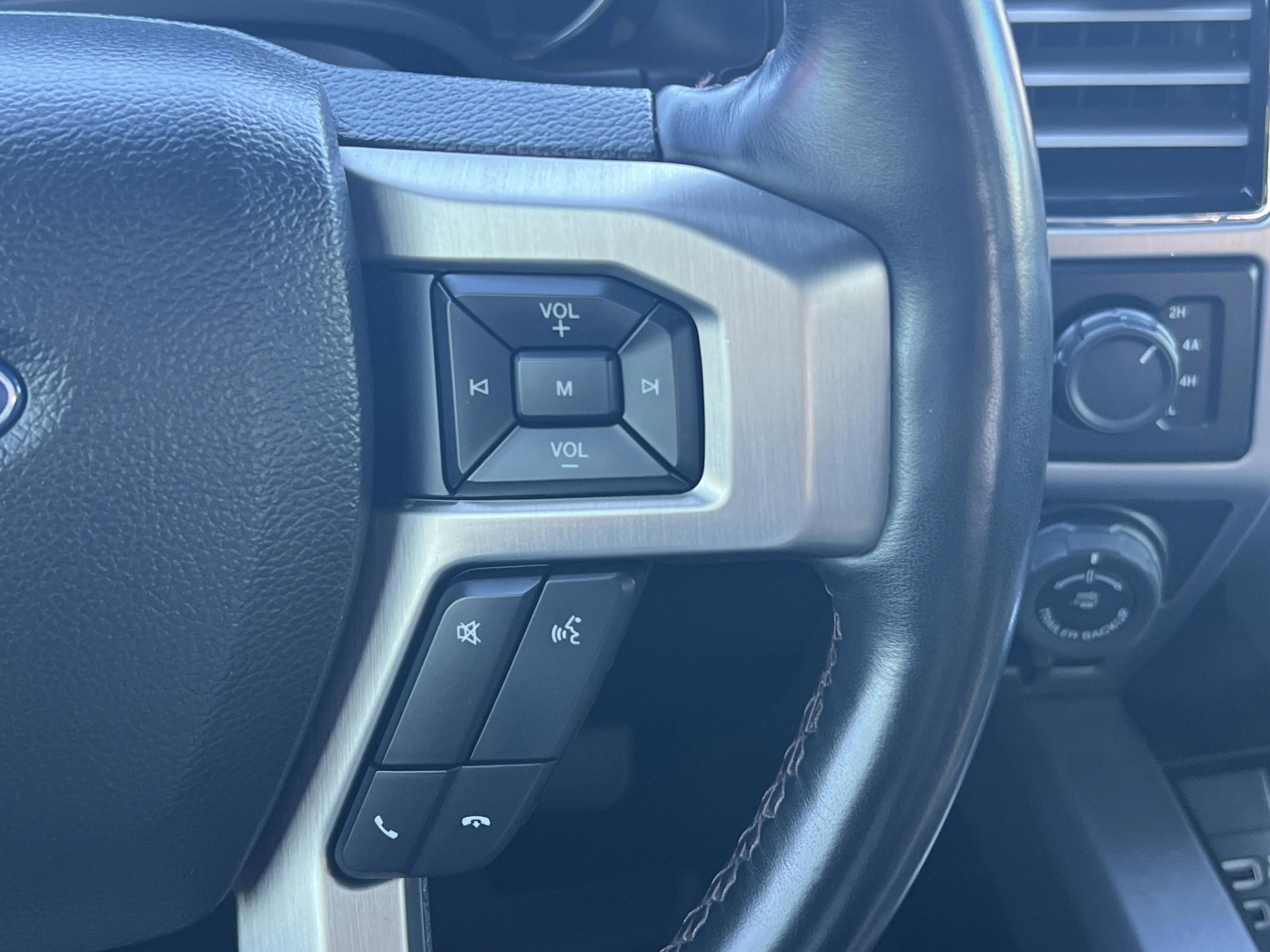Used 2019 Ford F150 Platinum w/ Equipment Group 701A Luxury image 25