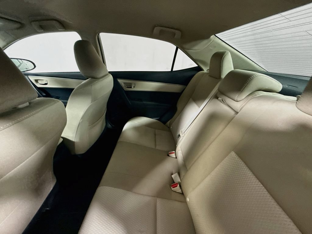 Used 2016 Toyota Corolla LE FWD image 21