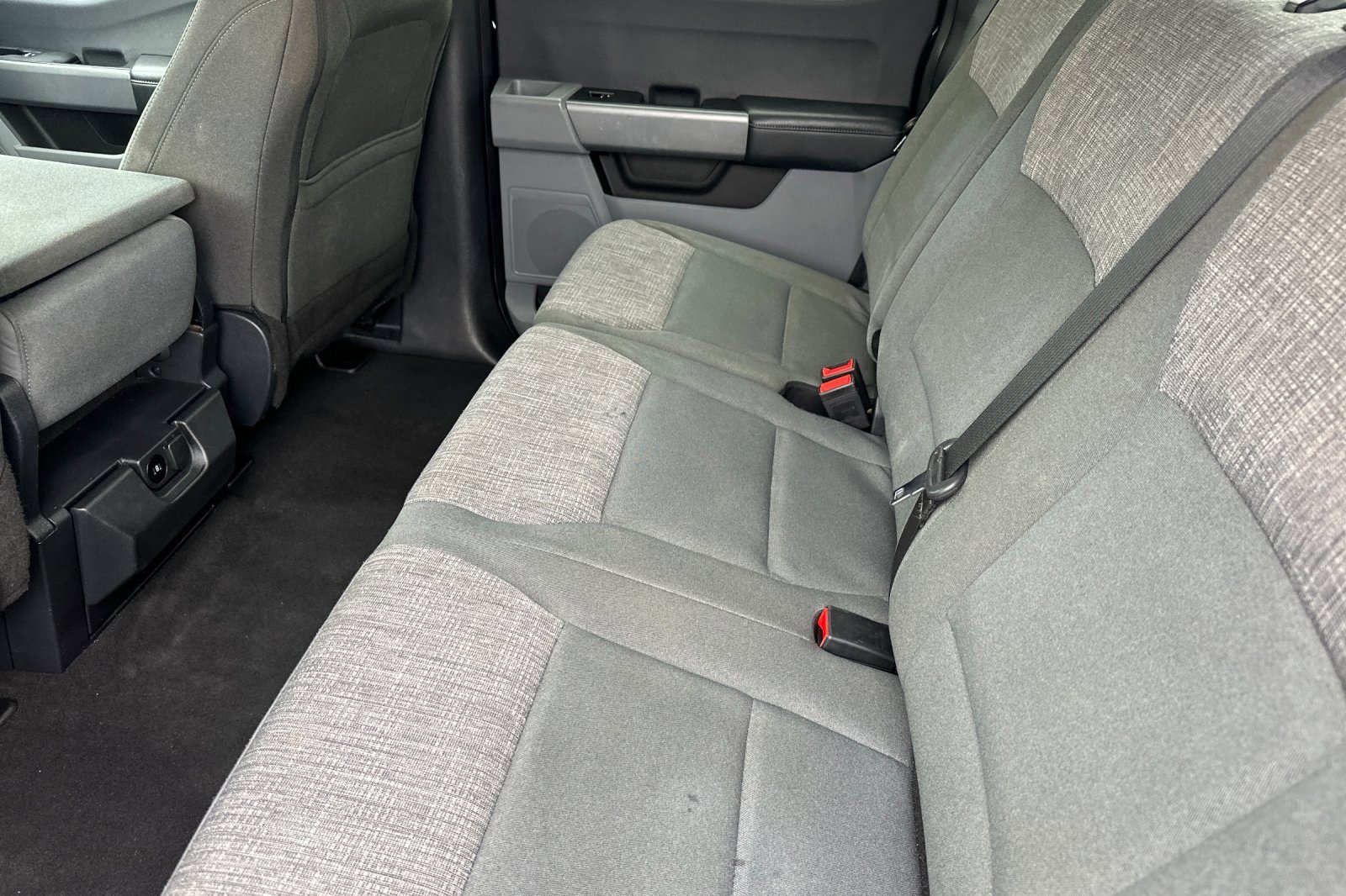 Used 2024 Ford F250 XLT image 11