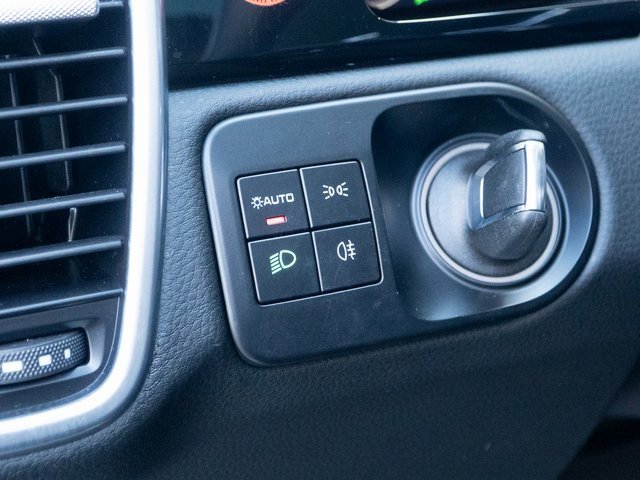 Certified 2022 Porsche Cayenne S image 29