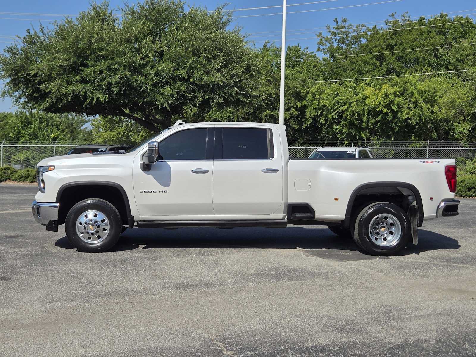 Certified 2024 Chevrolet Silverado 3500 LTZ w/ LTZ Convenience Package AWD/4WD image 5