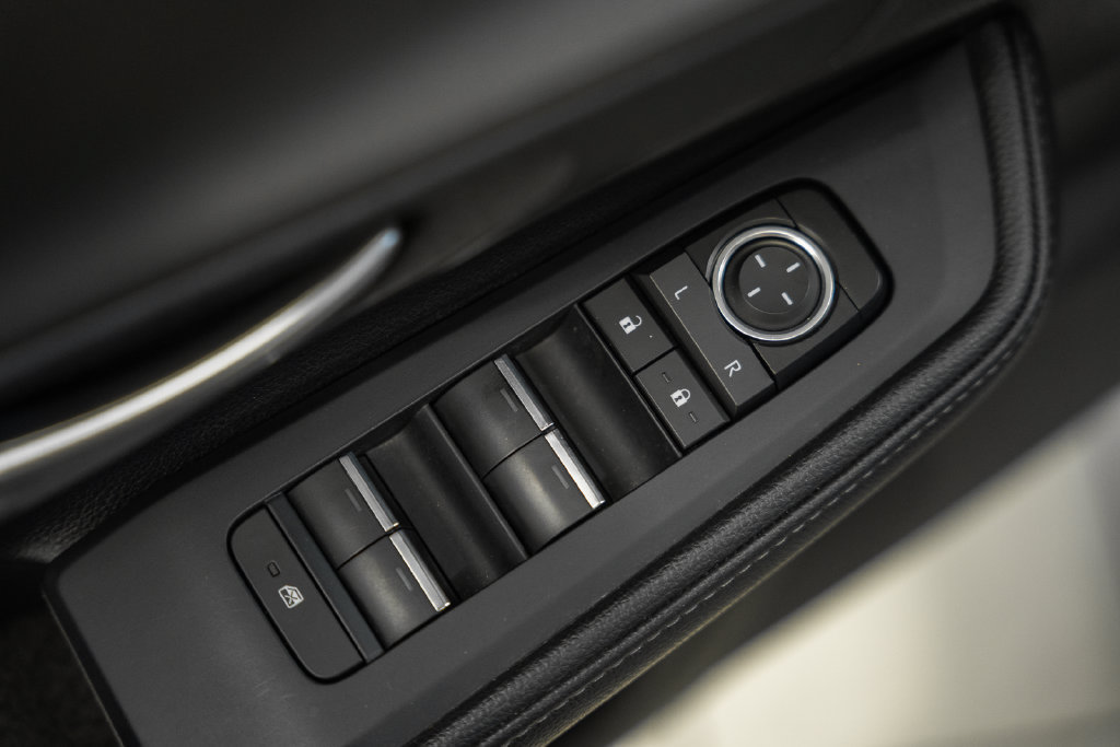 Used 2025 Toyota Grand Highlander AWD image 40