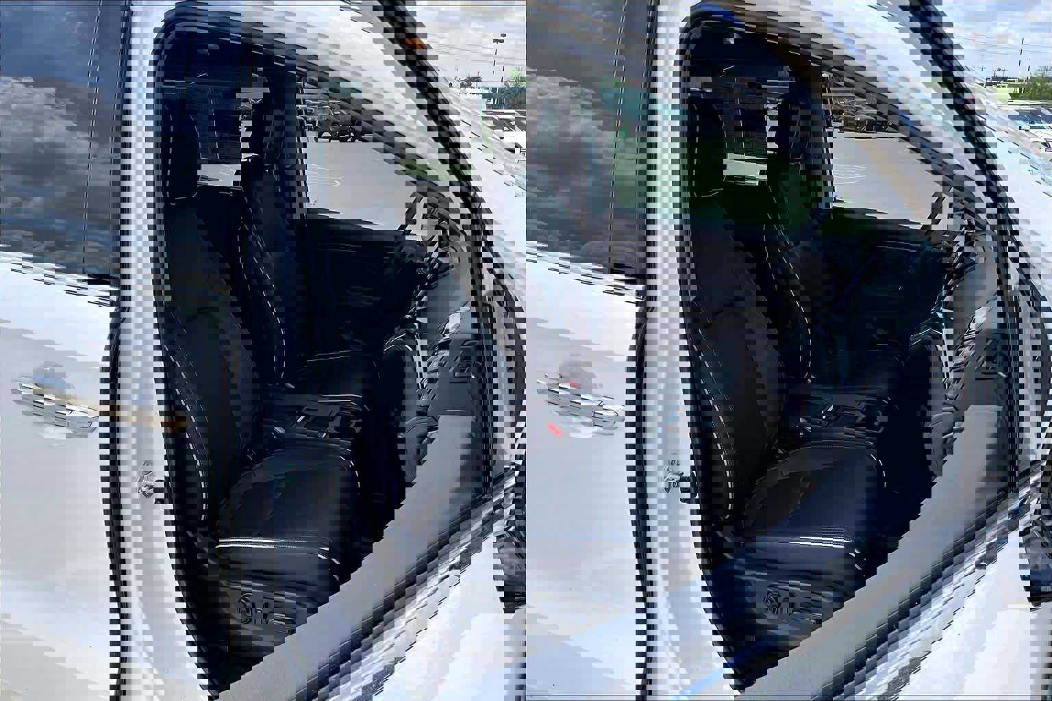 Used 2023 Honda Odyssey Elite image 8