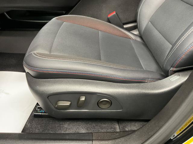 Used 2025 Chevrolet Equinox EV RS AWD/4WD image 13