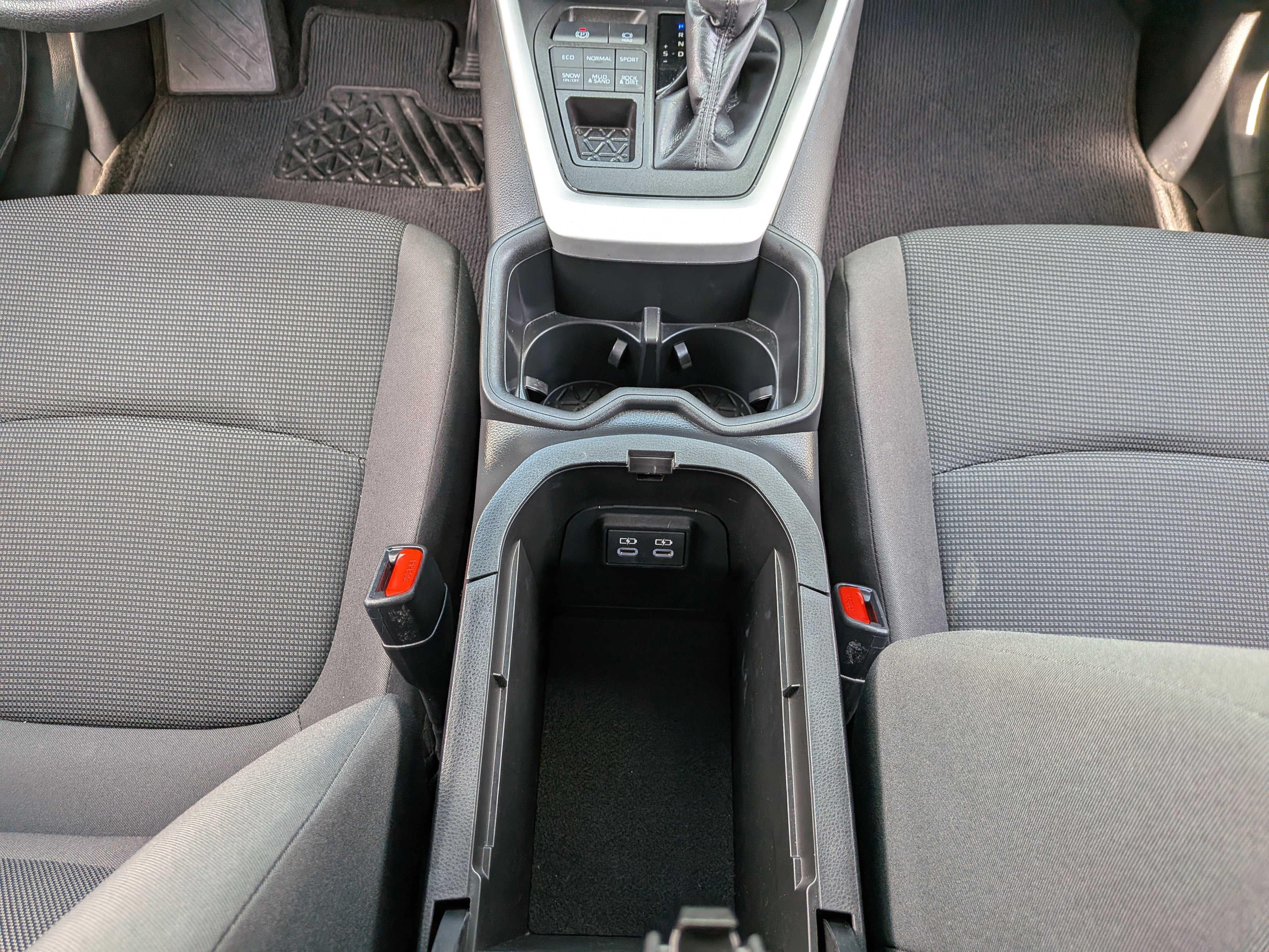 Certified 2023 Toyota RAV4 LE AWD/4WD image 29