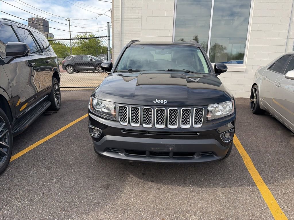 Used 2016 Jeep Compass High Altitude AWD/4WD image 2
