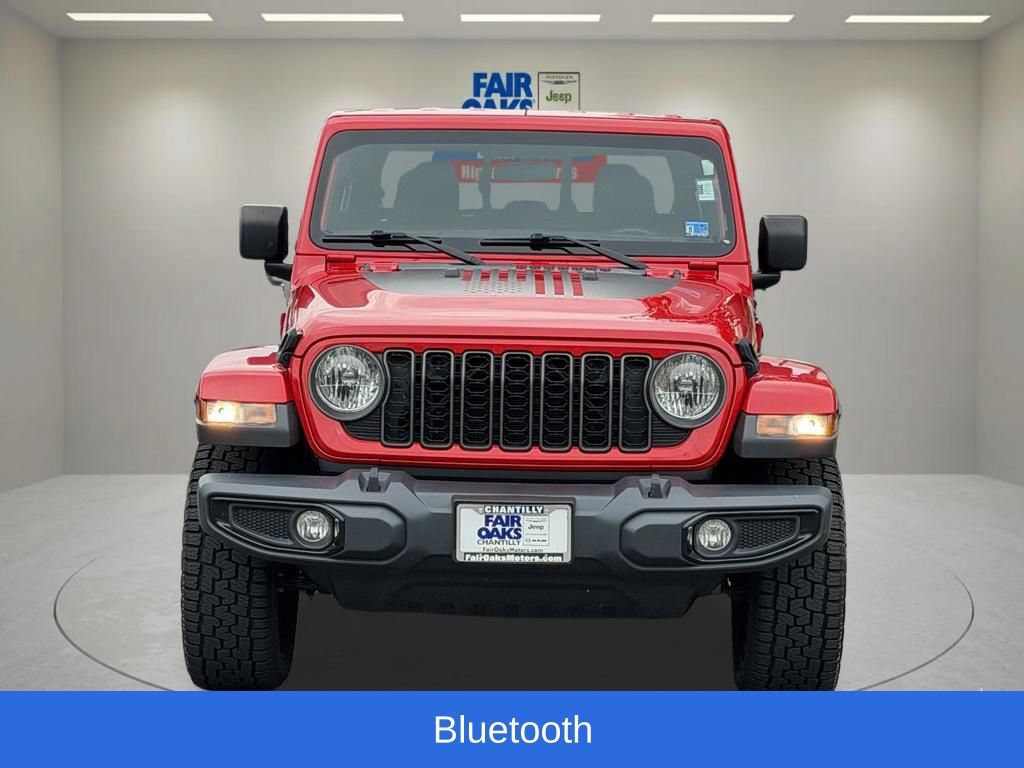 Used 2024 Jeep Gladiator Sport AWD/4WD image 5