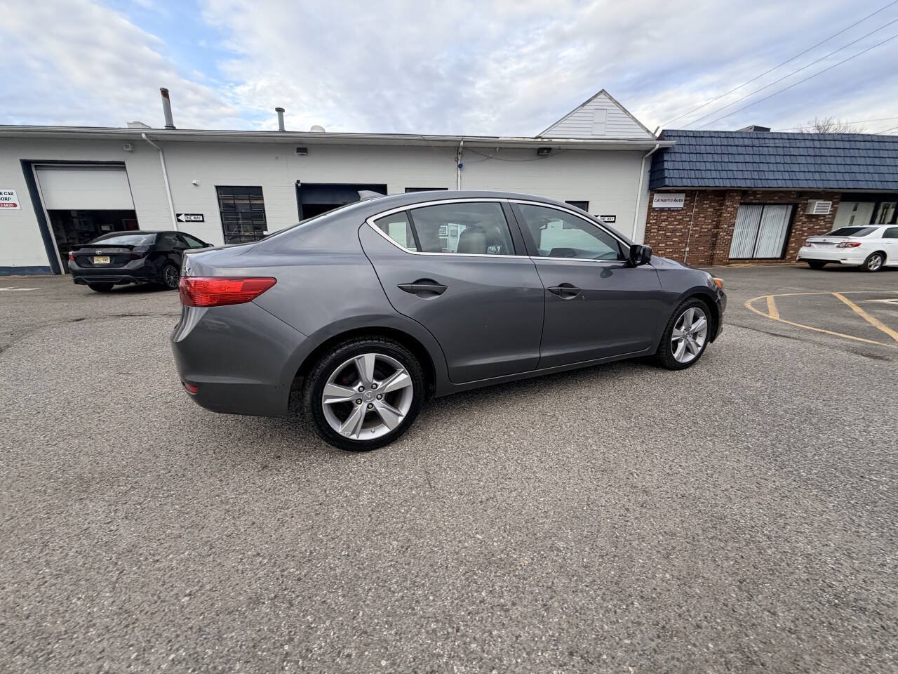 Used 2014 Acura ILX w/ Premium Package FWD image 40