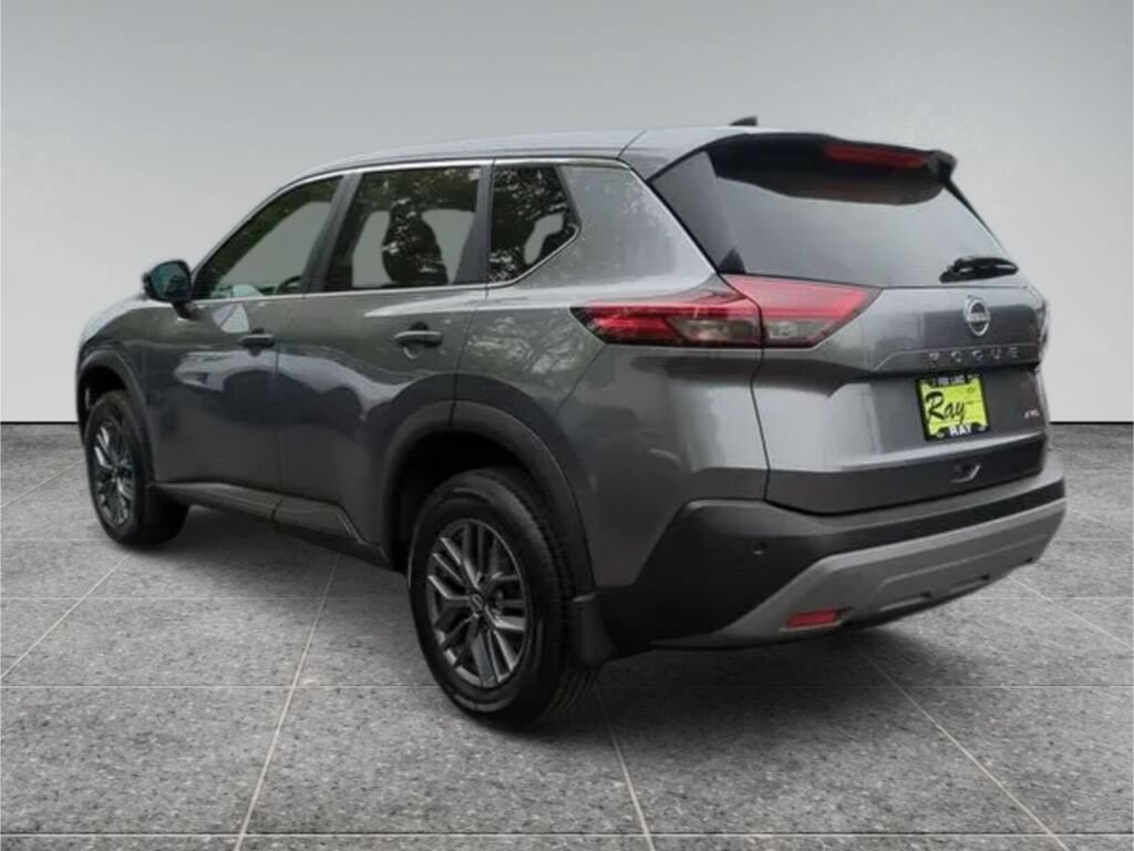 Used 2022 Nissan Rogue S AWD/4WD image 5