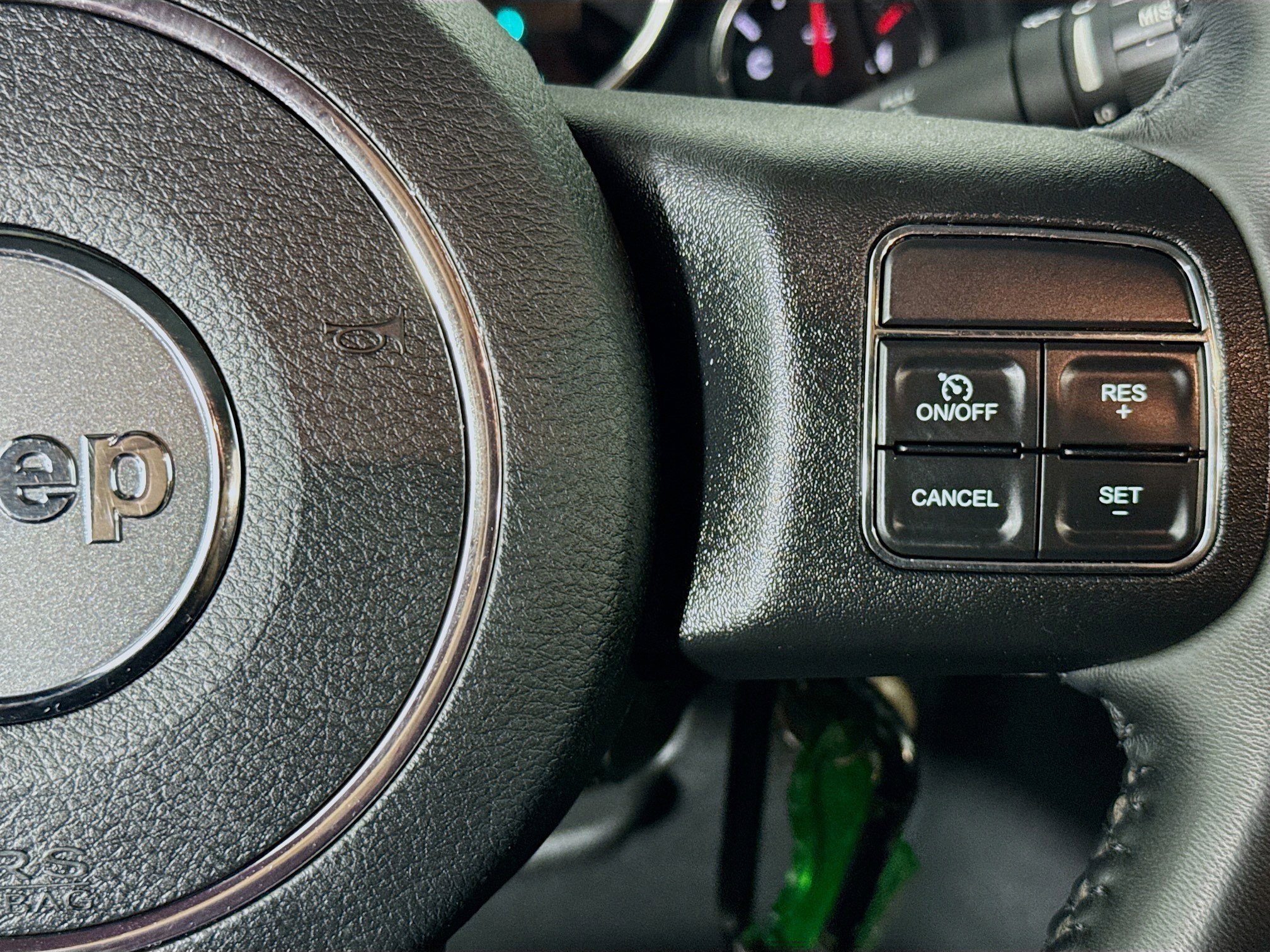 Used 2018 Jeep Wrangler Sport image 14