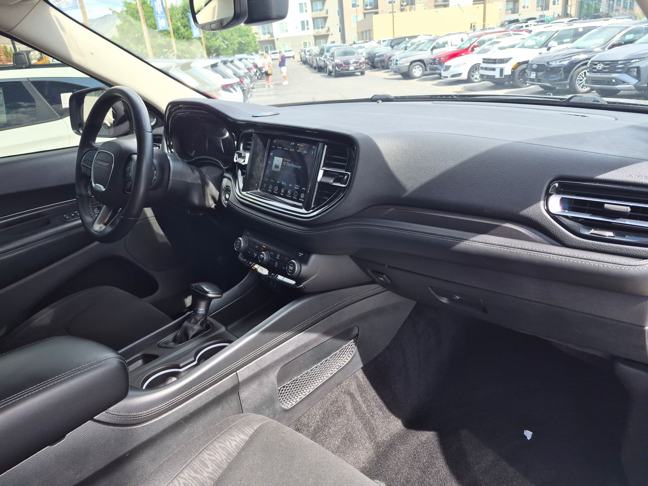 Used 2022 Dodge Durango SXT AWD/4WD image 32