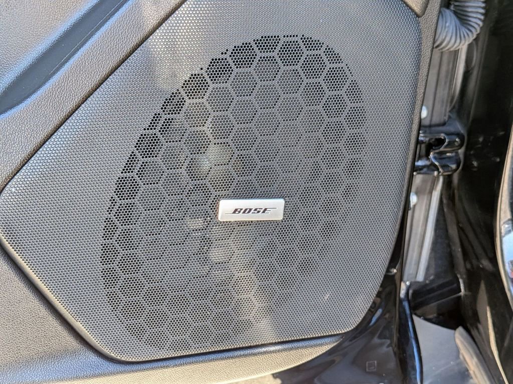 Used 2023 Cadillac XT5 Premium Luxury image 11