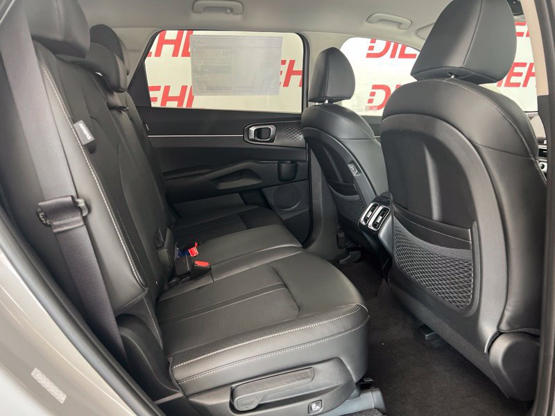 New 2026 Kia Sorento S AWD/4WD image 10