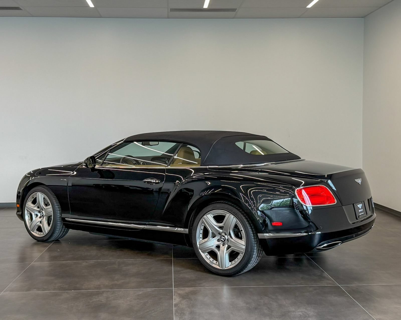 Used 2014 Bentley Continental GT AWD/4WD image 3