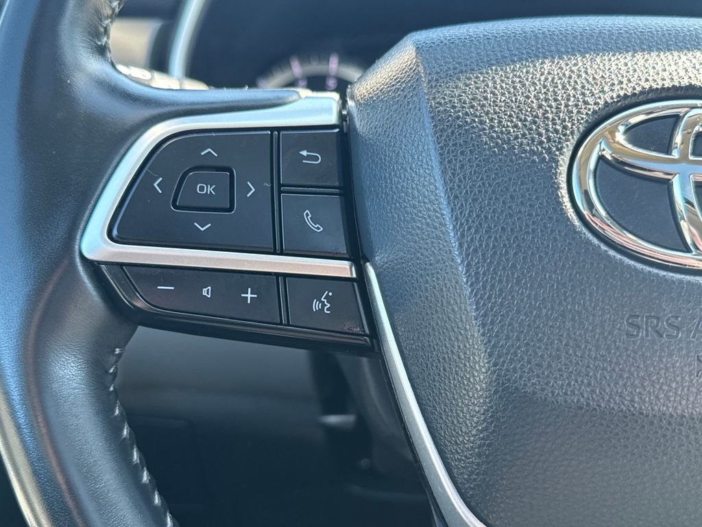 Used 2022 Toyota Highlander XLE image 20
