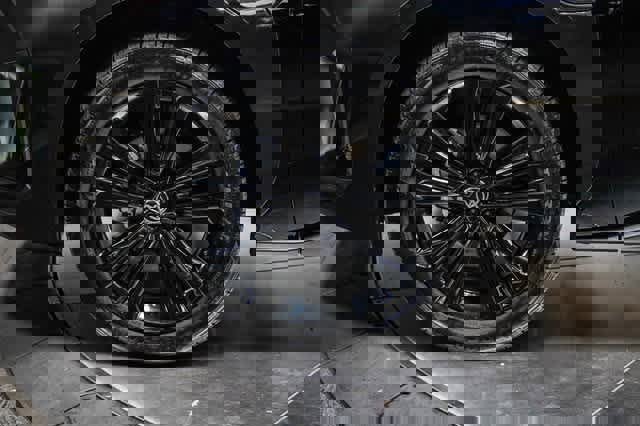 Certified 2025 Toyota bZ4X AWD image 10