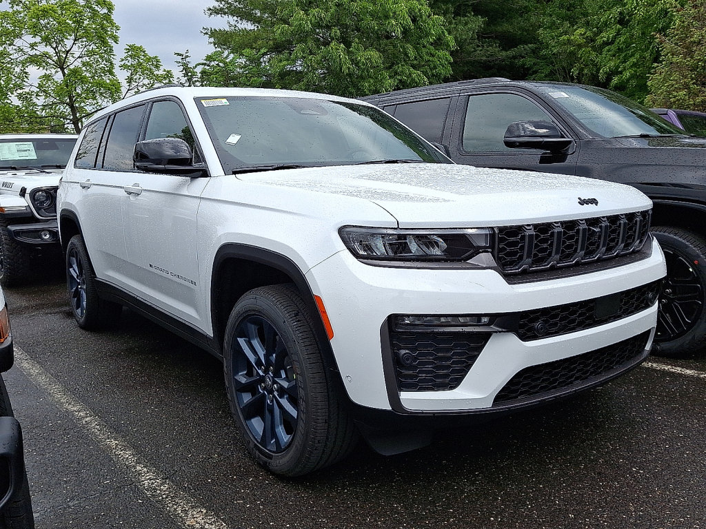 New 2026 Jeep Grand Cherokee L Limited AWD/4WD image 3