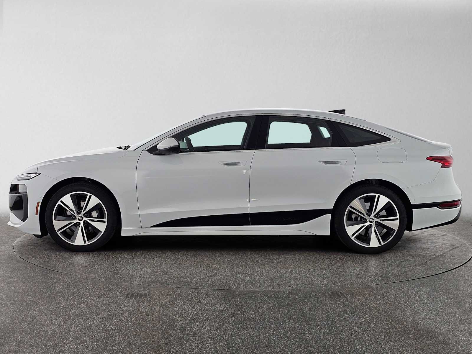 Used 2025 Audi A6 e-tron Premium Plus w/ Premium Plus RWD image 6