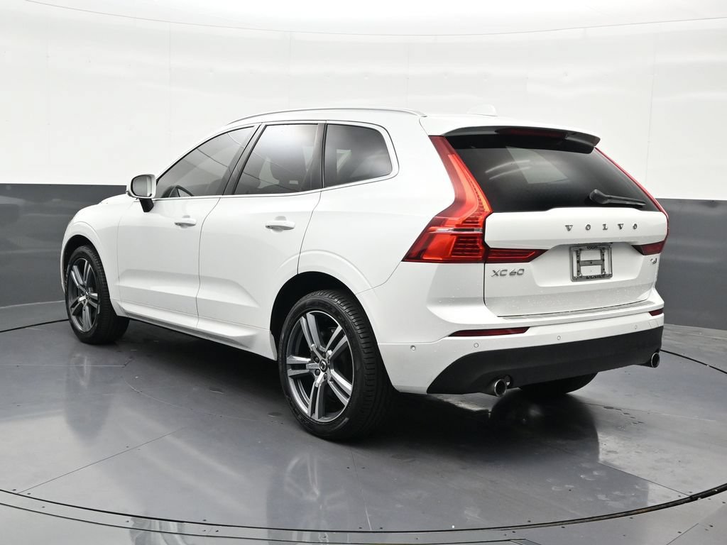 Used 2018 Volvo XC60 T6 Momentum w/ Advanced Package AWD/4WD image 3