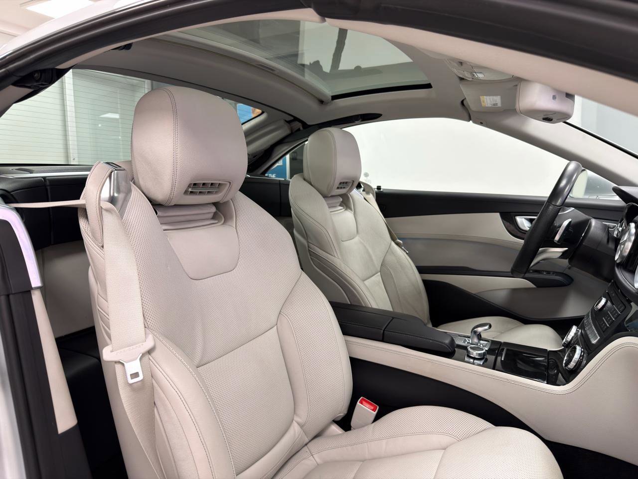 Used 2018 Mercedes-Benz SL 550 image 18