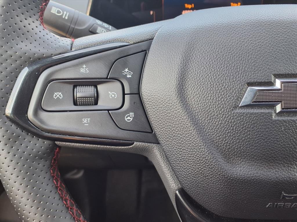 Used 2025 Chevrolet Trax RS w/ Driver Confidence Package image 19