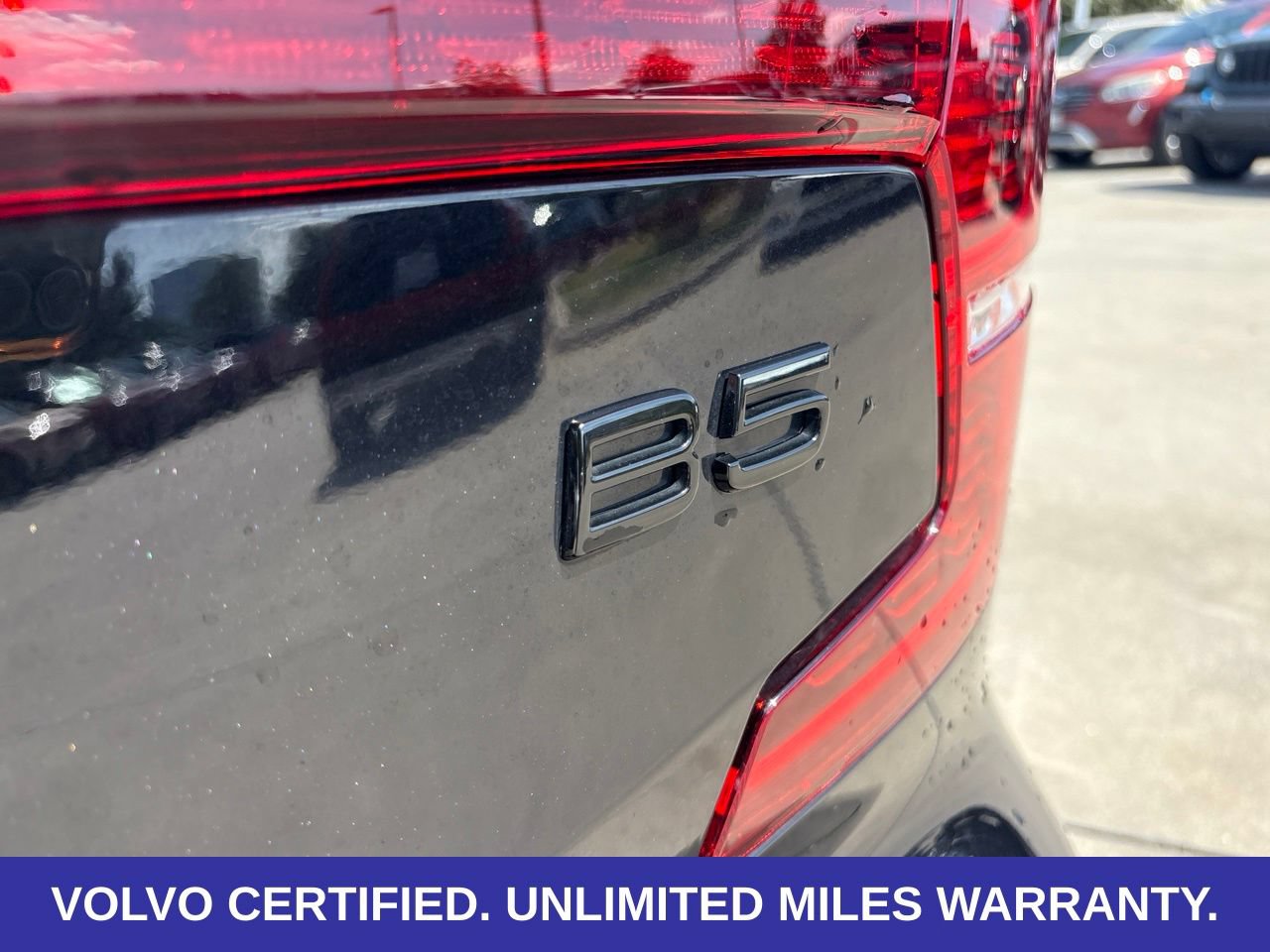 Certified 2024 Volvo S60 B5 Plus w/ Climate Package FWD image 11