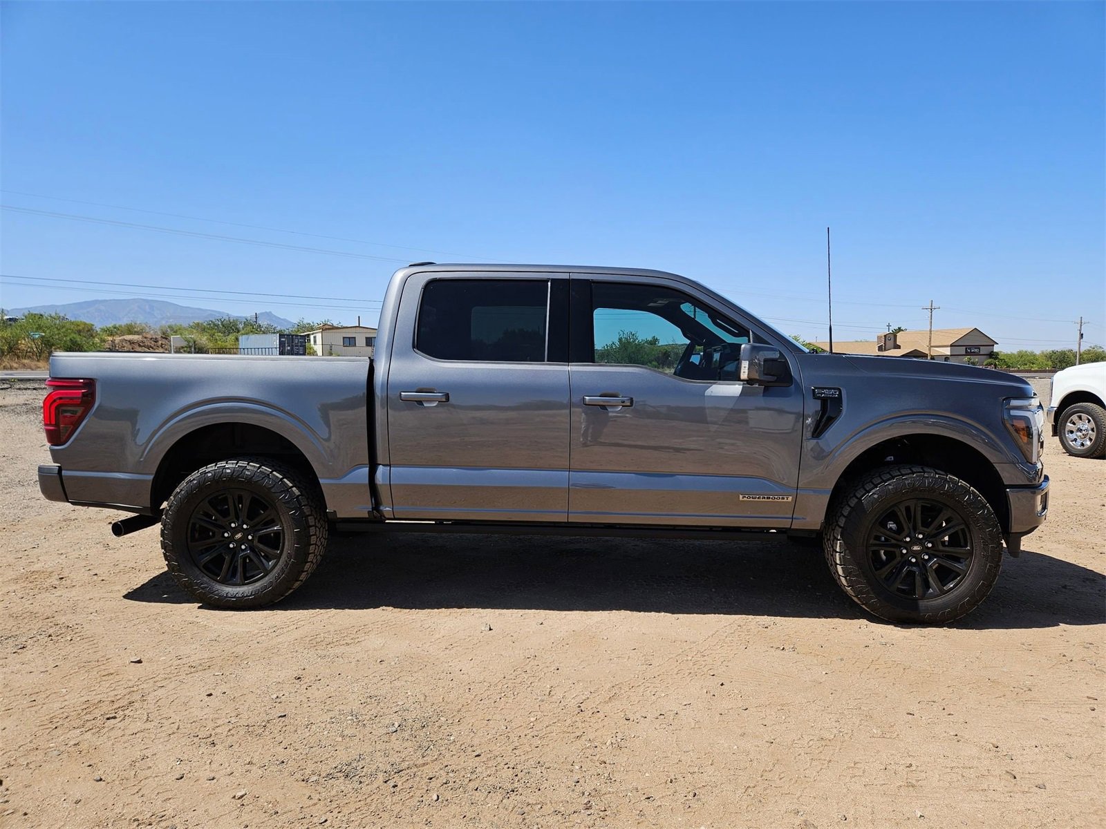 New 2025 Ford F150 Platinum w/ Equipment Group 702A High image 4