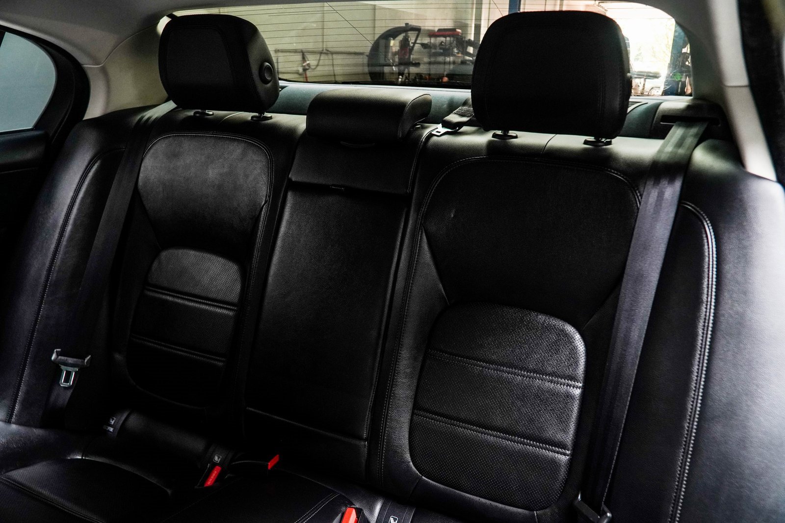 Used 2020 Jaguar XE S image 37