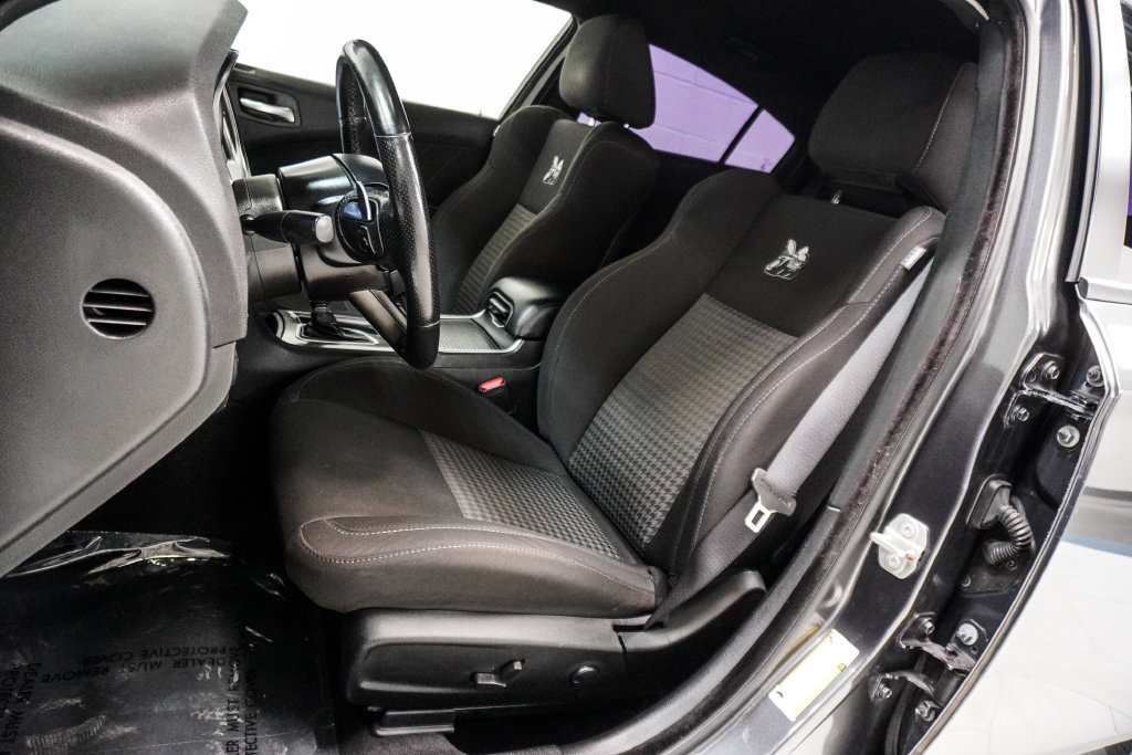 Used 2022 Dodge Charger Scat Pack RWD image 6