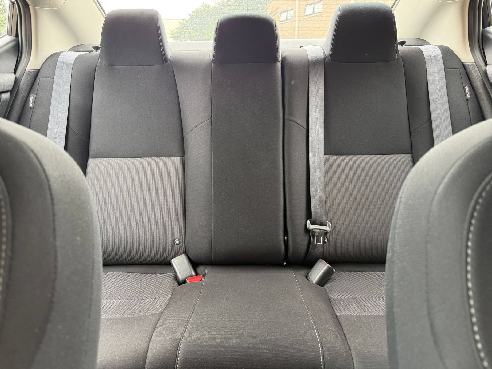 Used 2025 Nissan Sentra SV FWD image 38