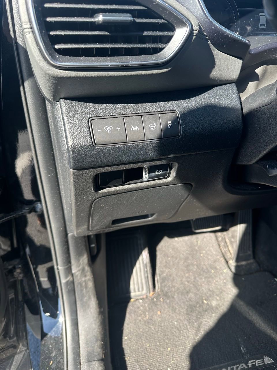 Used 2023 Hyundai Santa Fe SEL image 9