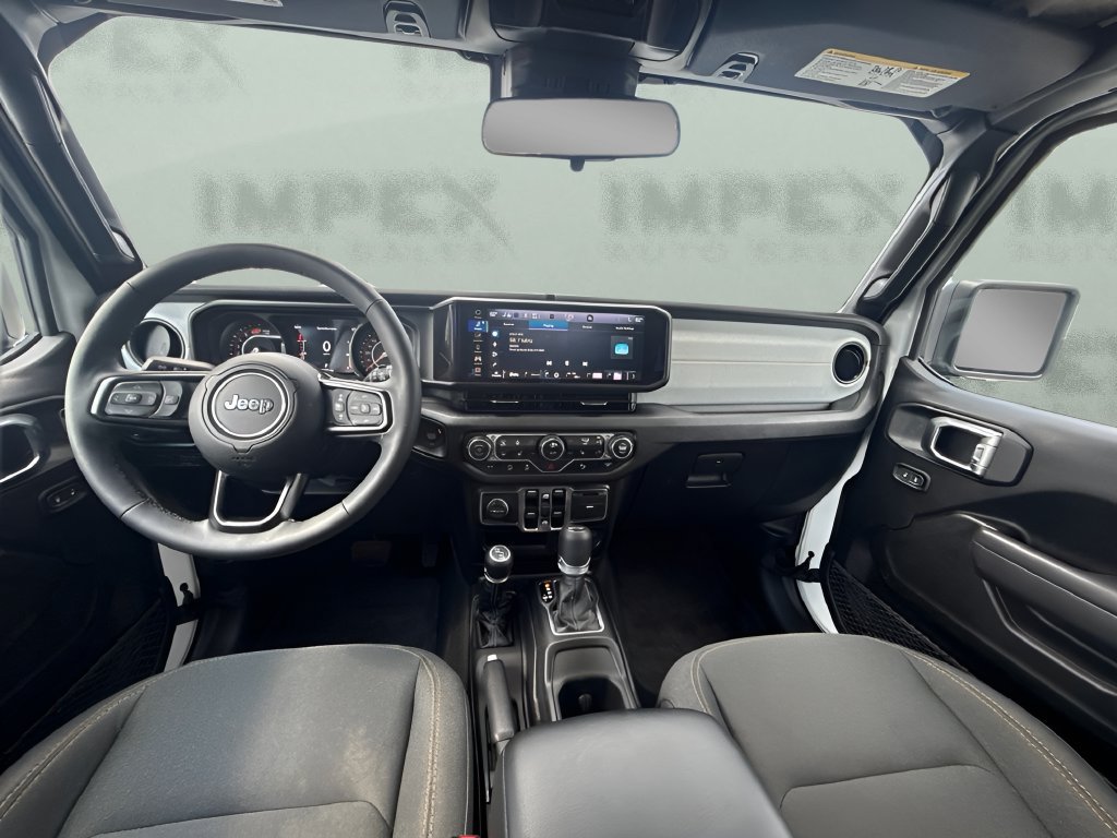 Used 2025 Jeep Wrangler Unlimited Sport AWD/4WD image 11