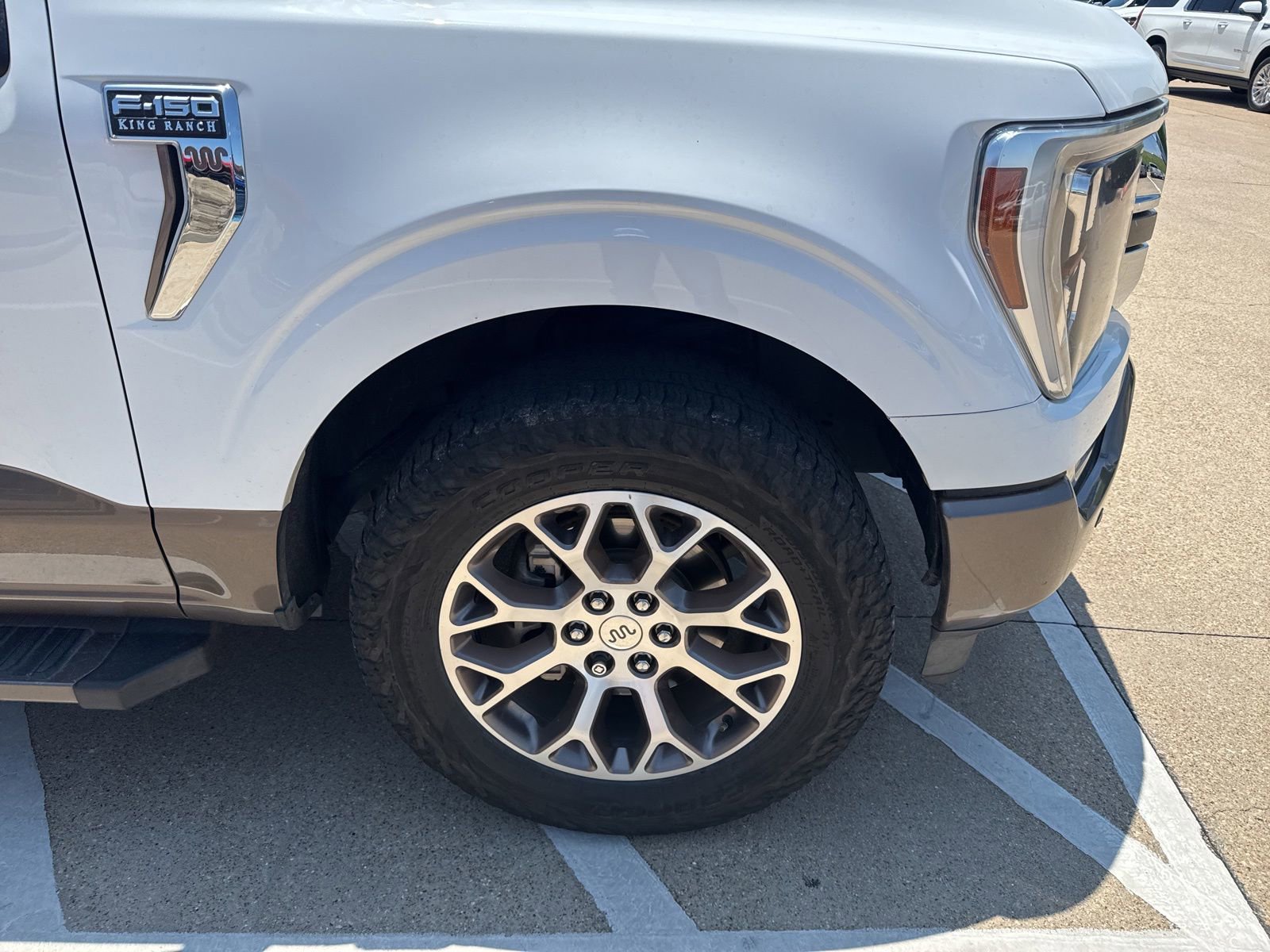 Used 2022 Ford F150 King Ranch w/ FX4 Off-Road Package AWD/4WD image 4