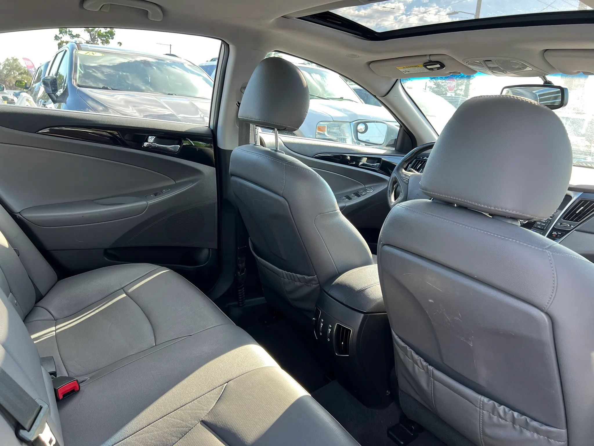 Used 2011 Hyundai Sonata Limited FWD image 15