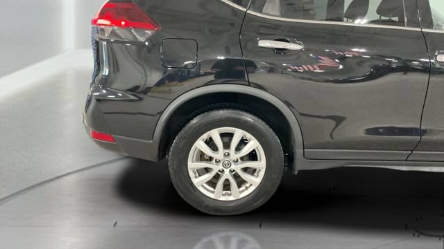 Used 2020 Nissan Rogue SV AWD/4WD image 25
