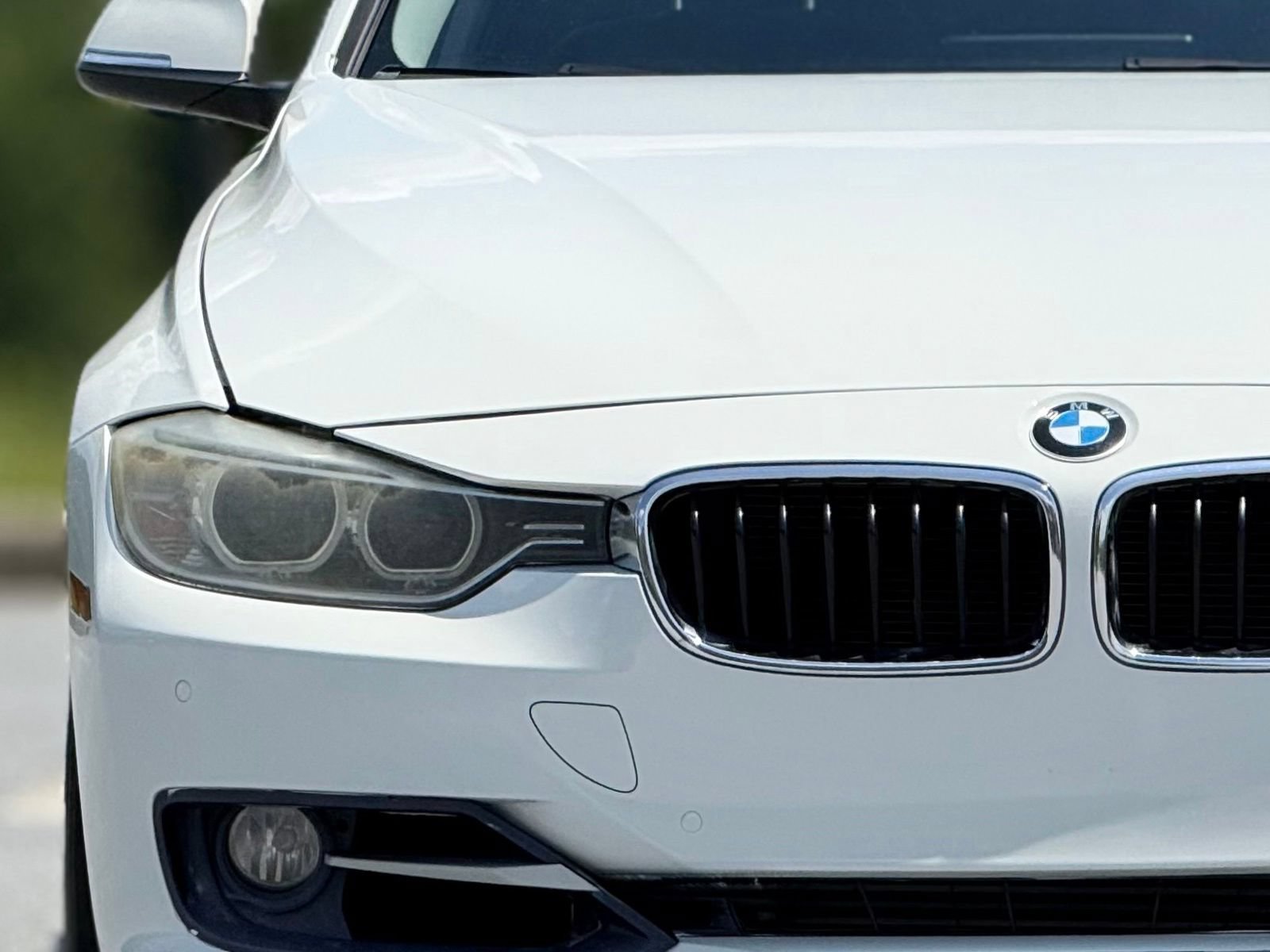 Used 2018 BMW 320i xDrive Sedan AWD/4WD image 14