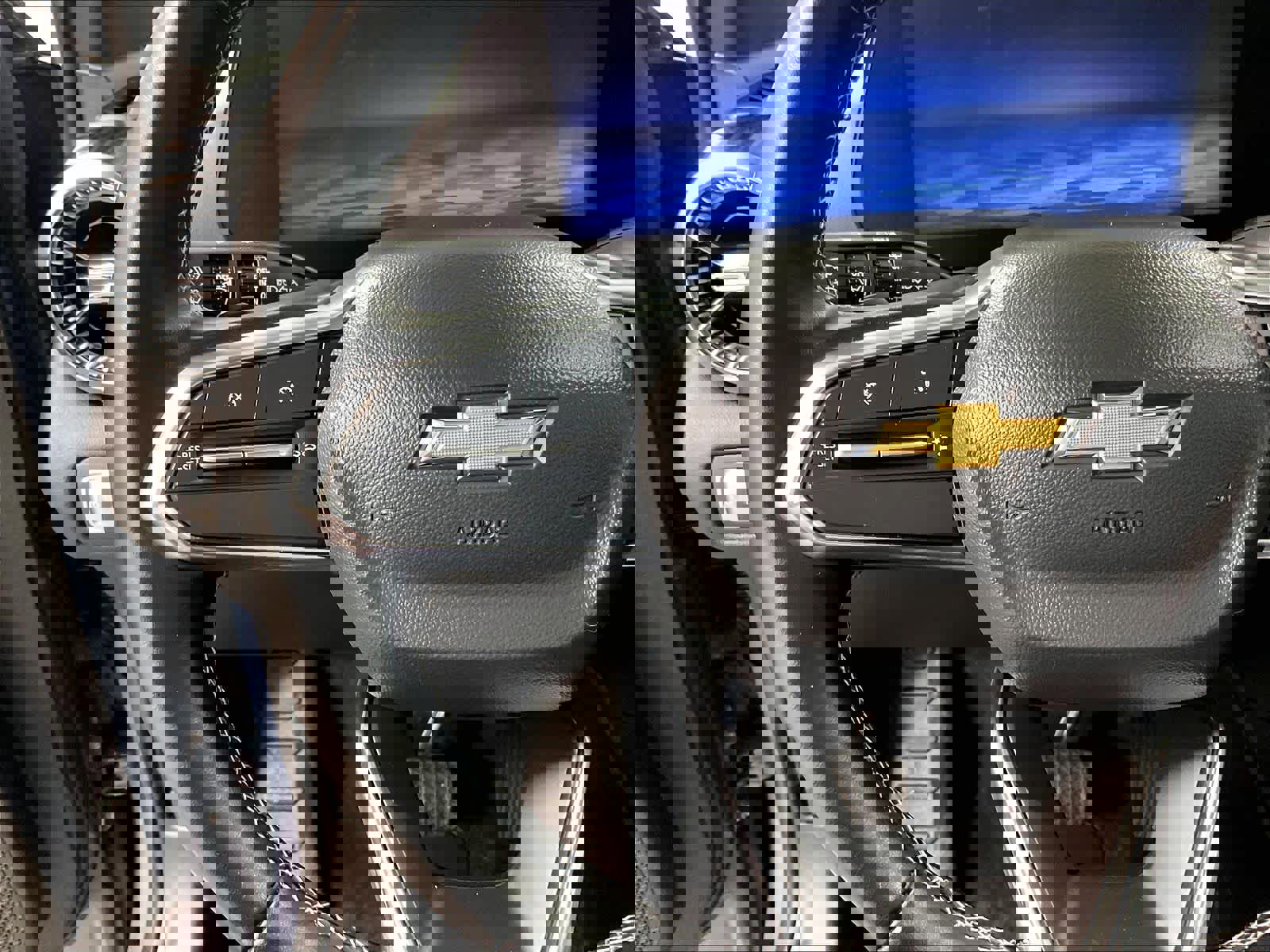 Used 2024 Chevrolet Blazer EV LT image 23