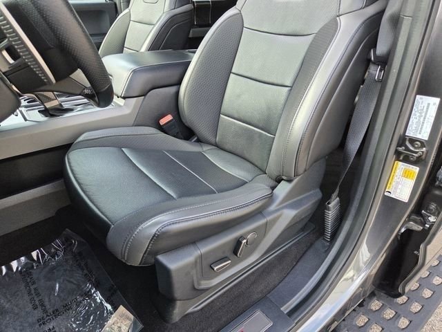 Used 2019 Ford F150 Raptor w/ Equipment Group 802A Luxury AWD/4WD image 8