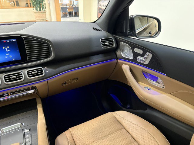 New 2026 Mercedes-Benz GLE 450e 4MATIC image 11