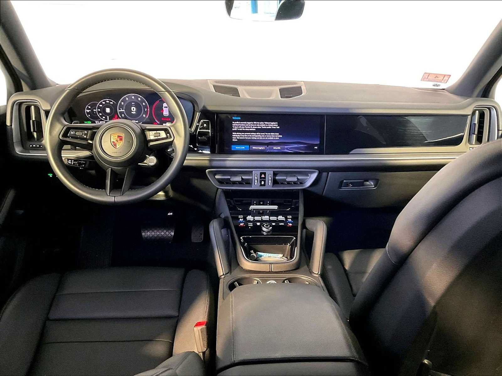 Certified 2026 Porsche Cayenne AWD/4WD image 14