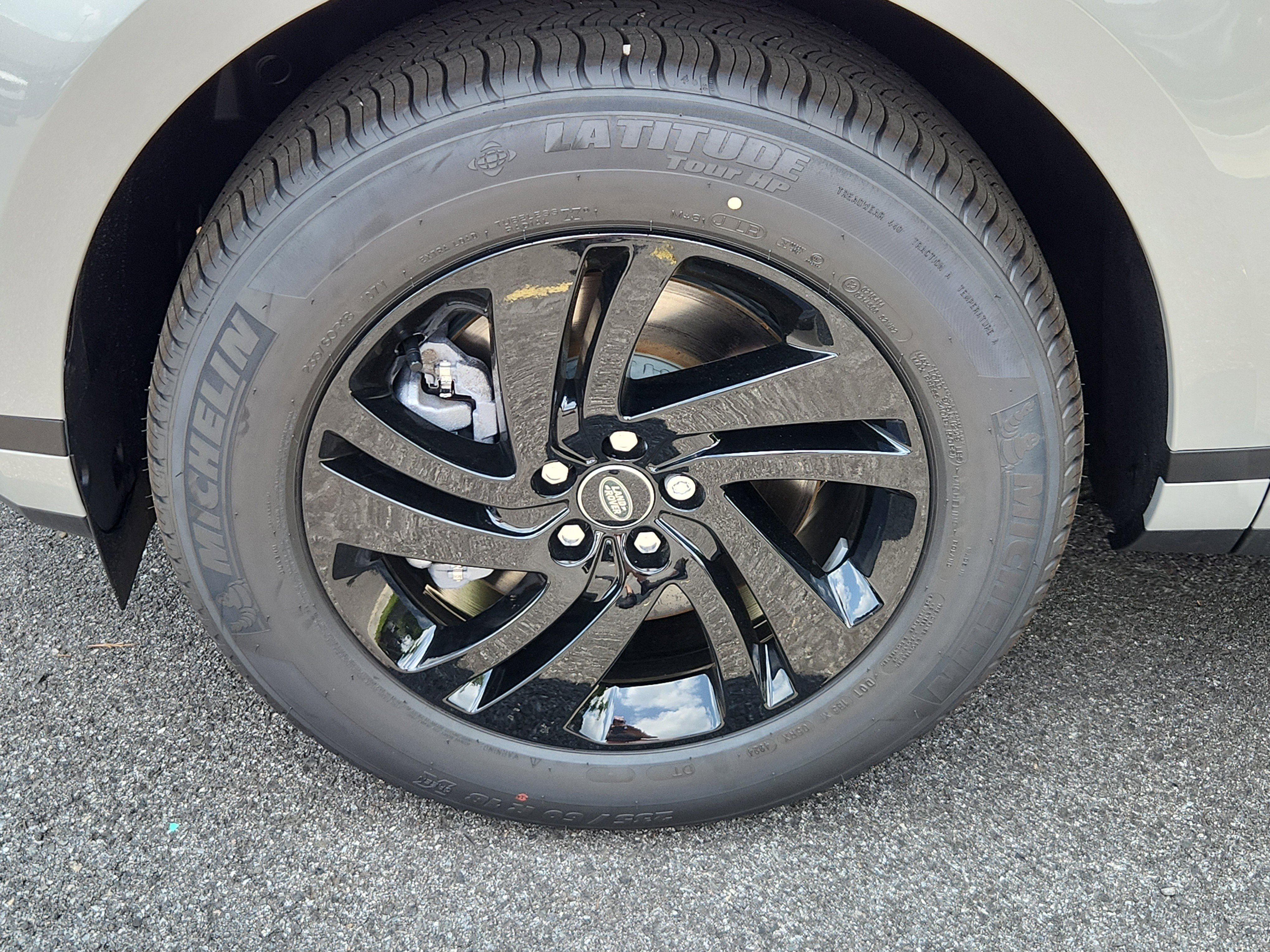 New 2026 Land Rover Range Rover Evoque S image 9